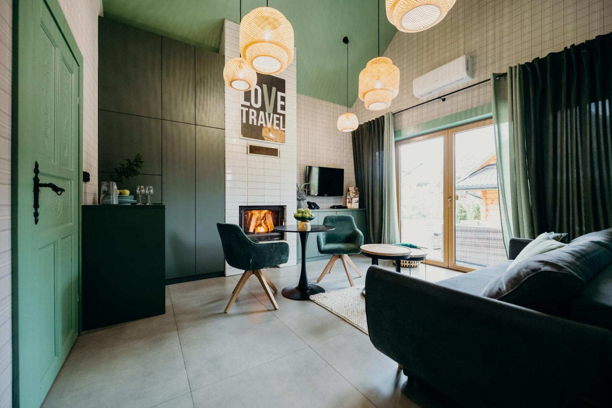 Hotel Bacowka Radawa & Spa Екстер'єр фото